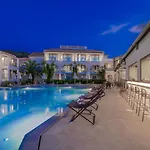 Katerina Palace Ξενοδοχείο 4*