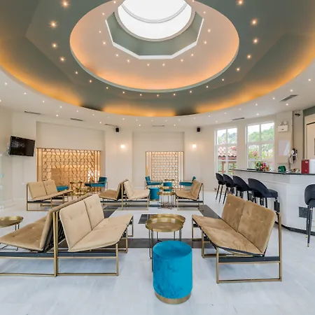 卡捷琳娜宫酒店 酒店