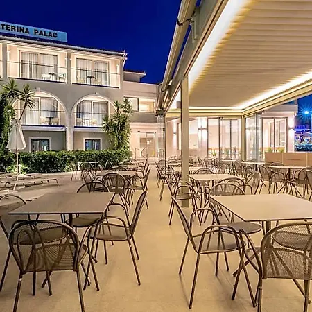 Hotel Katerina Palace 4*